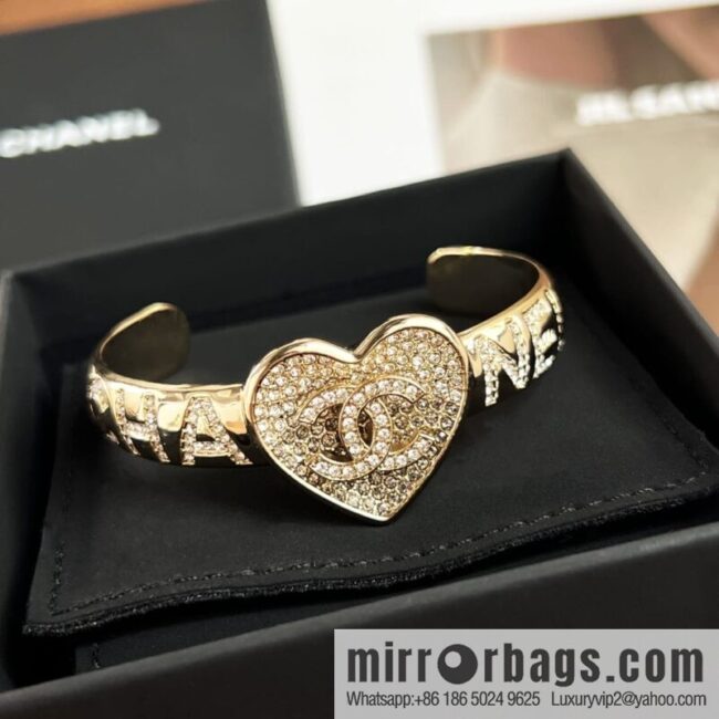 New ☑️ Chanel Double C Full Diamond Love Peach Heart Opening Bracelet