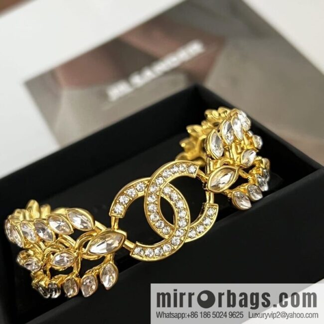 New ☑️ Chanel gold double c wheat ear horse eye opening bracelet bracelet