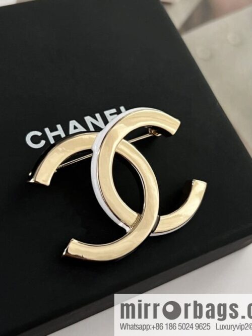 New ☑️ Chanel double c black and white smooth brooch