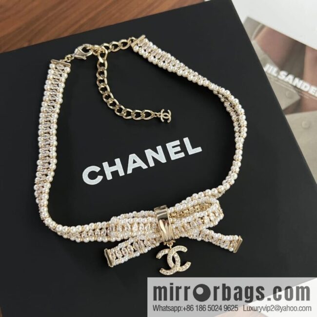 New ☑️ Chanel Double C Bow Pearl Necklace