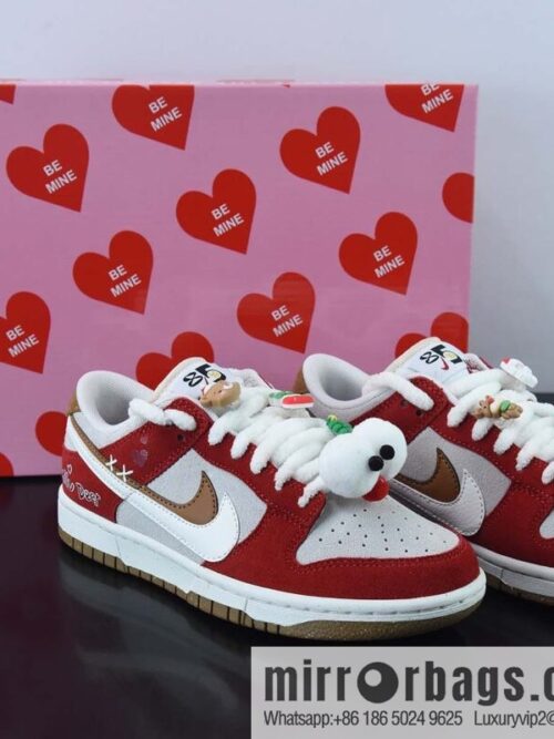 wsxc1670501861440_4-800x800gwcilzchz4q41721_20250718022923.jpg Nike Dunk Low SE \"85\" Classic Vintage Casual Shoes Christmas Theme SKU DO9457 112