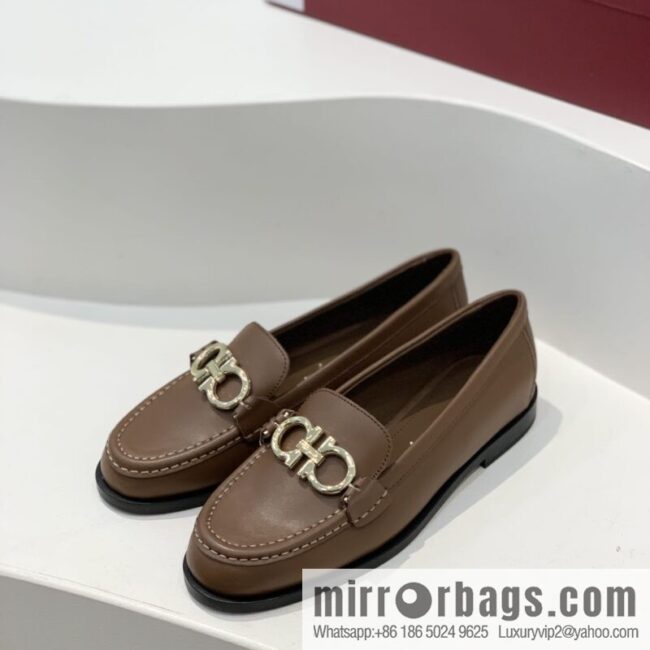 Salvatore Ferragamo ✔️ new products! Ferragamo Gancini double-sided buckle loafers single shoes