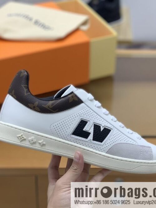 wsxc1671711711961_3-800x800jaywthdbjoo39051_20250718015848.jpg LV/Louis Vuitton White Rubber Outsole Embossed Monogram floral men\'s sneakers