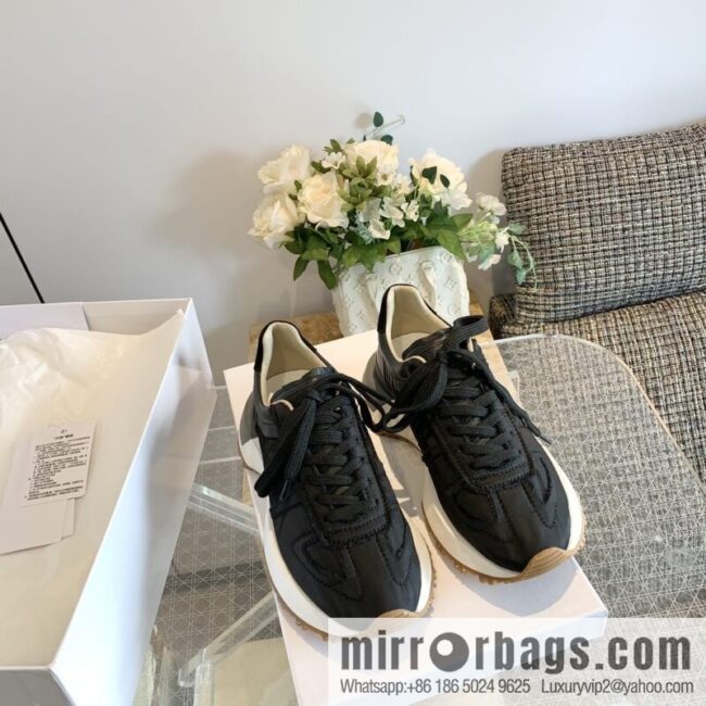 𝐌𝐚𝐢𝐬𝐨𝐧𝐌𝐚𝐫𝐠𝐢𝐞𝐥𝐚 Margiela New German Training, Dad Shoes