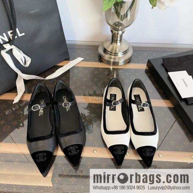 Chanel small fragrance velvet pointed Mary Jane flat shoes