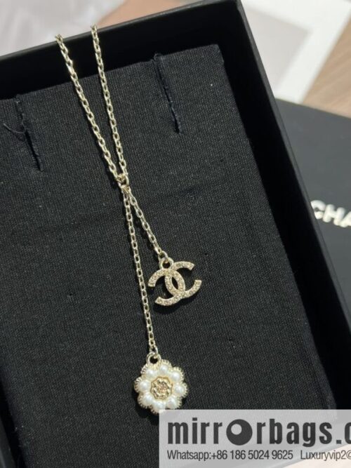 wsxc1672405371152_0-800x800t2t4koedehh198581_20250709035659.jpg New ☑️ Chanel Double C Camellia Pearl Necklace