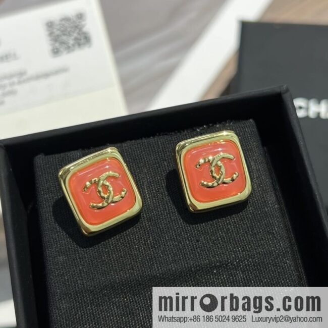 New ☑️ Chanel c1 double c square stud earrings