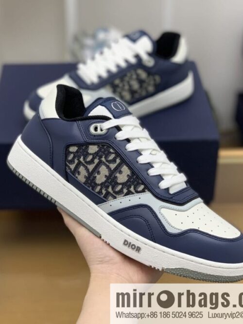 wsxc1672663982157_3-800x800ab3toyec1ic38495_20250718015248.jpg Dior uses black smooth cow leather (fabric) carefully made men\'s low-top sneakers