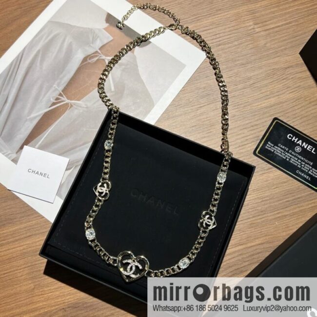 New ☑️ Chanel double c peach heart love waist belt waist chain necklace