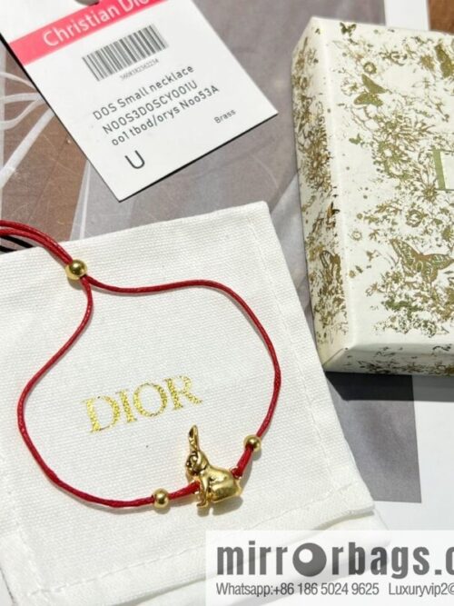 wsxc1672750128360_2-800x800wl253wuteur198365_20250709034955.jpg Dior rabbit 🐰 red rope bracelet hand rope