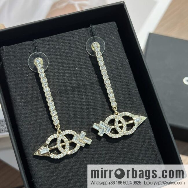 New ☑️ Chanel double c arrow stud earrings