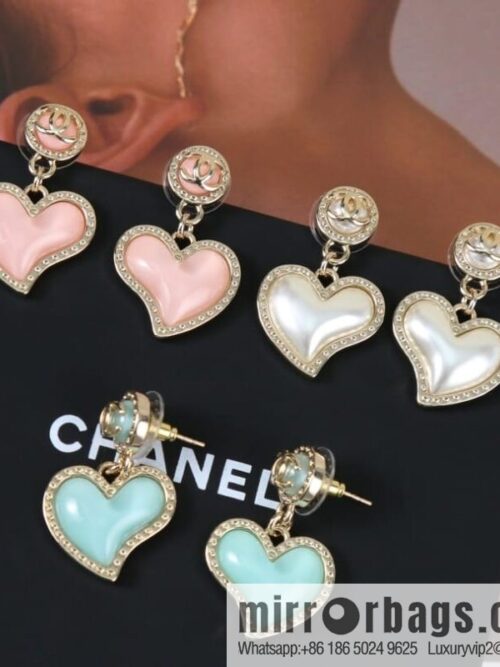 wsxc1675422666299_0-800x800rs31qqbz0mx197703_20250709032932.jpg New ☑️ Chanel c2 double c peach heart love stud earrings