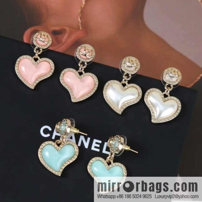 New ☑️ Chanel c2 double c peach heart love stud earrings