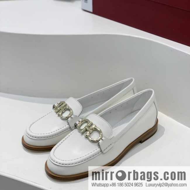 SF ✔️ salvatore Ferragamo ✔️ new products! Ferragamo Gancini double-sided buckle loafers shoes