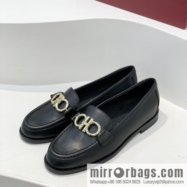 SF ✔️ salvatore Ferragamo ✔️ new products! Ferragamo Gancini double-sided buckle loafers shoes
