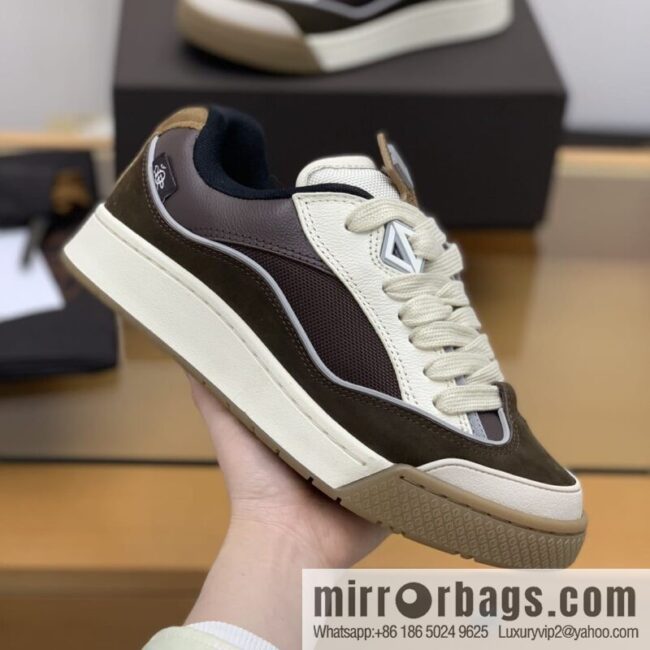 Dior uses granular calfskin with breathable mesh men\'s casual retro sneakers