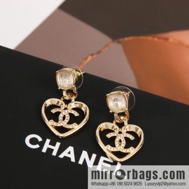 New ☑️ Chanel c2 peach heart love stud earrings