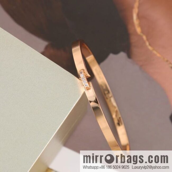 wsxc1675772593070_0-800x800qxdkrkcidhz194833_20250709020422.jpg CHAUMET LIENS EVIDENCE Bracelet