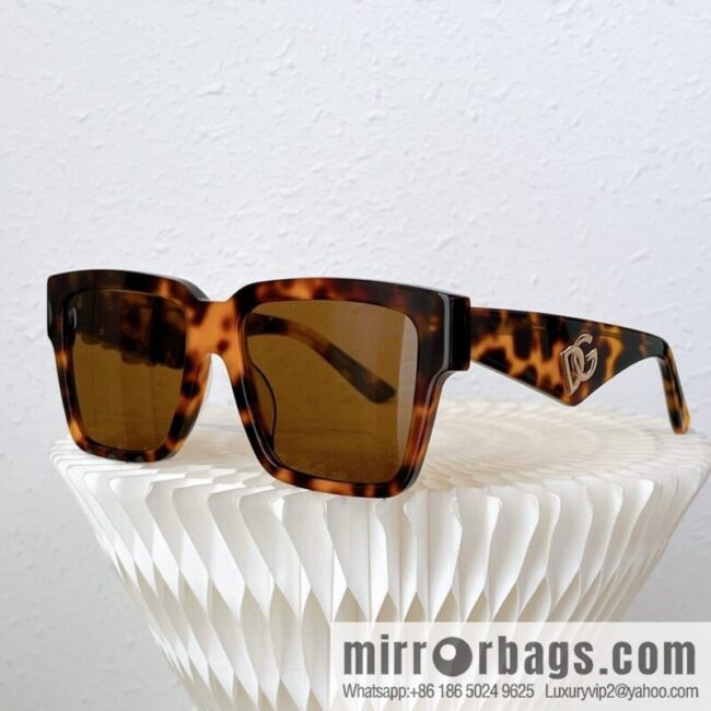 D & G Dolce & Gabbana Square Unisex Sunglasses