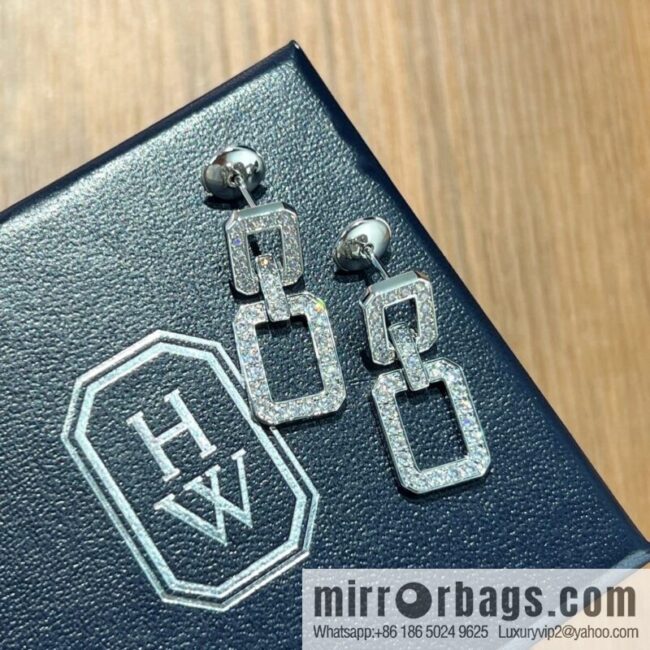 HARRY WINSTON HW Diamond square stud earrings