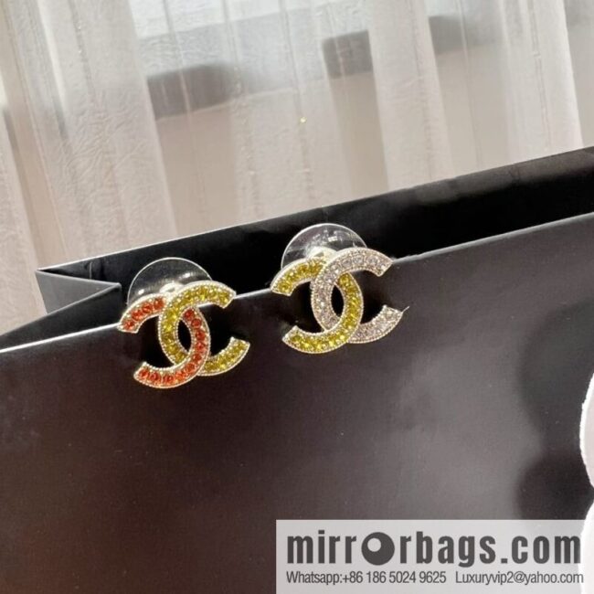 New ☑️ Chanel c1 double c color diamond color matching earrings