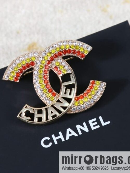 wsxc1676552052053_0-800x800zh14urzjyn1194246_20250709014524.jpg New ☑️ Chanel double c colored diamond cut-out brooch