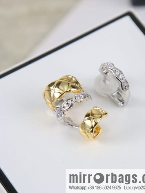 wsxc1676895402715_0-800x800cdae2vzeblw191298_20250709001708.jpg New ☑️ Chanel coco crush series rhombus asymmetric stud earrings