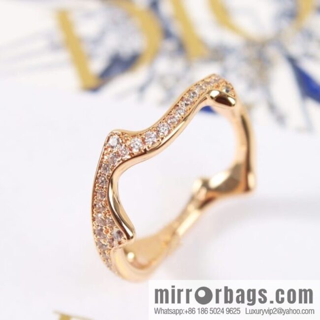 New ☑️ Dior full diamond vine ring