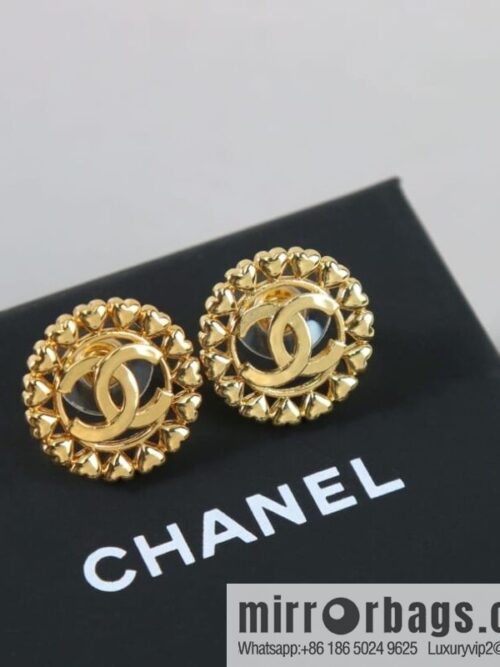wsxc1676982352549_3-800x800i4j2oqifwff191081_20250709001025.jpg New ☑️ Chanel gold double c round stud earrings