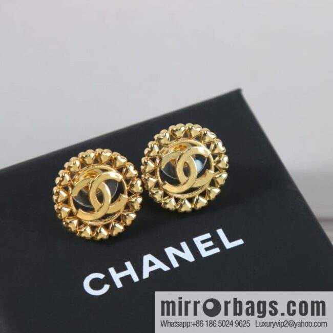 New ☑️ Chanel gold double c round stud earrings