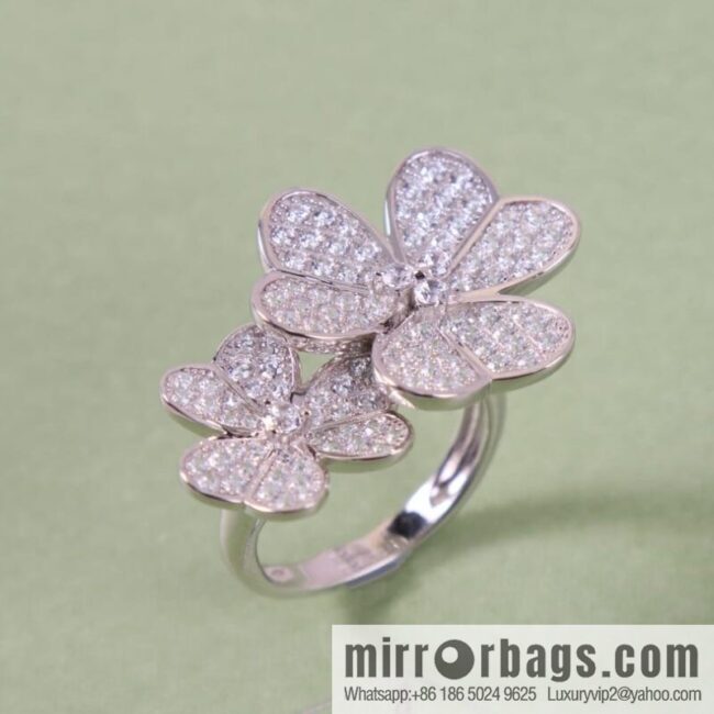 Van Cleef & Arpels Clover ☘️ ring
