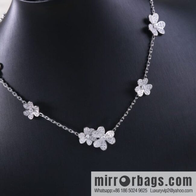 Van Cleef & Arpels Clover ☘️ necklace