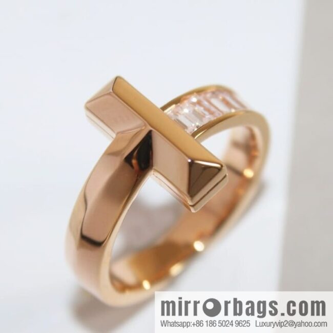 New ☑️ TIFFANY & Co. Tiffany & Co. T1 square diamond ring