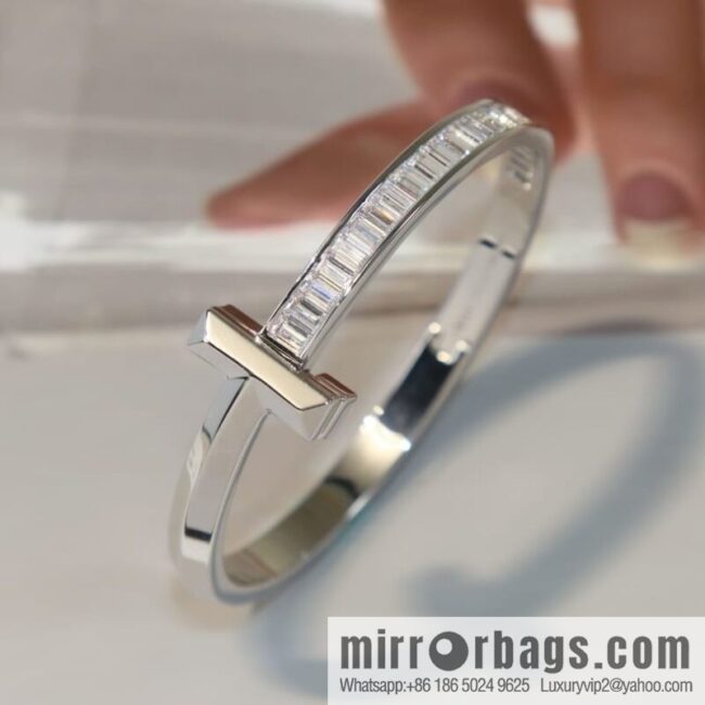New ☑️ TIFFANY & Co. Tiffany & Co. T1 square diamond bracelet bracelet