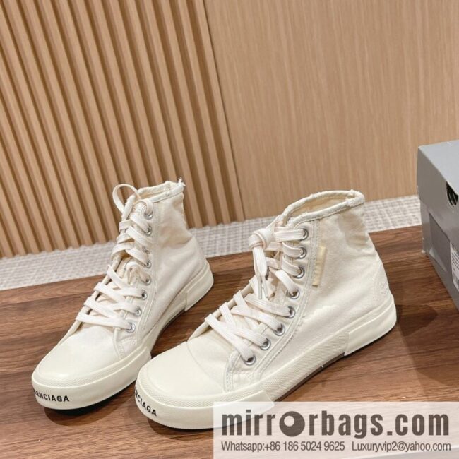 𝐁𝐚𝐥𝐞𝐧𝐜𝐢𝐚𝐠𝐚 Balenciaga, new Paris casual espadrilles