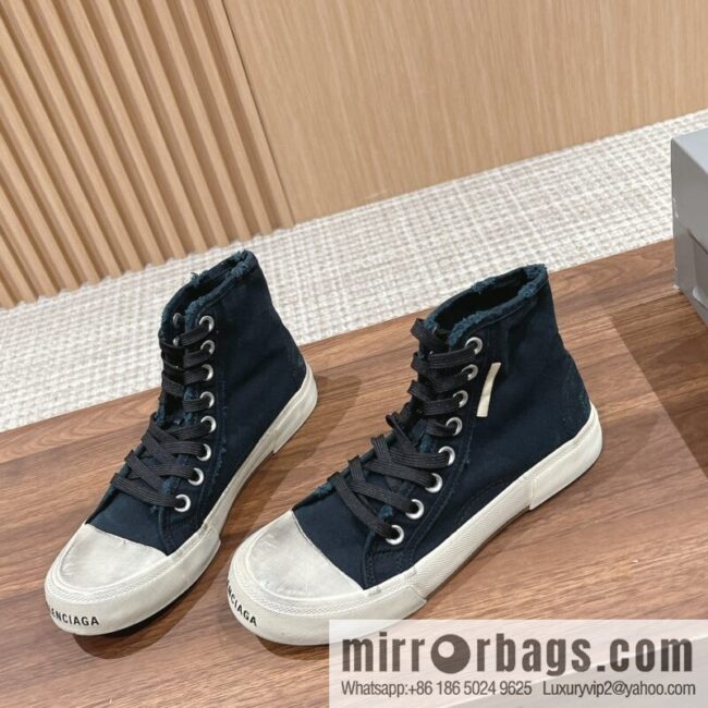 𝐁𝐚𝐥𝐞𝐧𝐜𝐢𝐚𝐠𝐚 Balenciaga, new Paris casual espadrilles