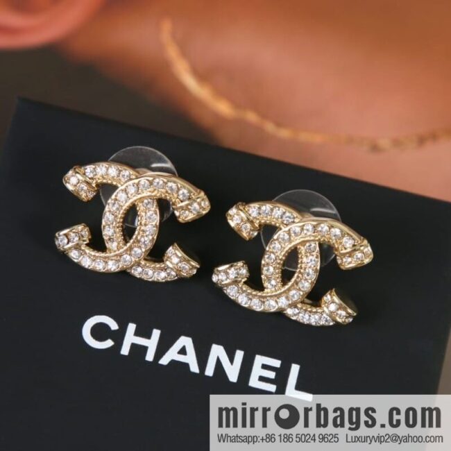 New ☑️ Chanel c1 full diamond double c stud earrings