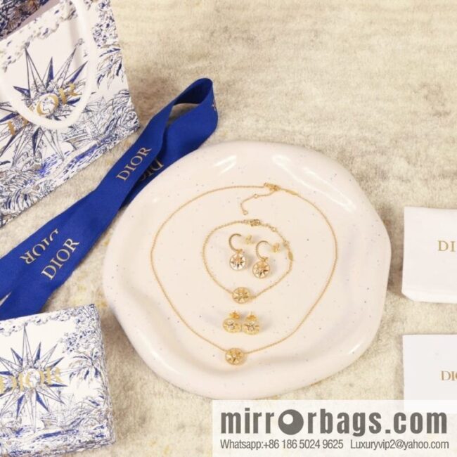 wsxc1677586883986_4-800x8000sffb3wlcwz190597_20250708235453.jpg New ☑️ Dior white fritillary octagram bracelet necklace stud earrings