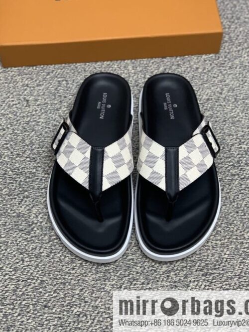 wsxc1677587452460_0-800x800x44y1gbqqg235015_20250716040525.jpg LV/Louis Vuitton men\'s sandals with classic PVC and black outsoles