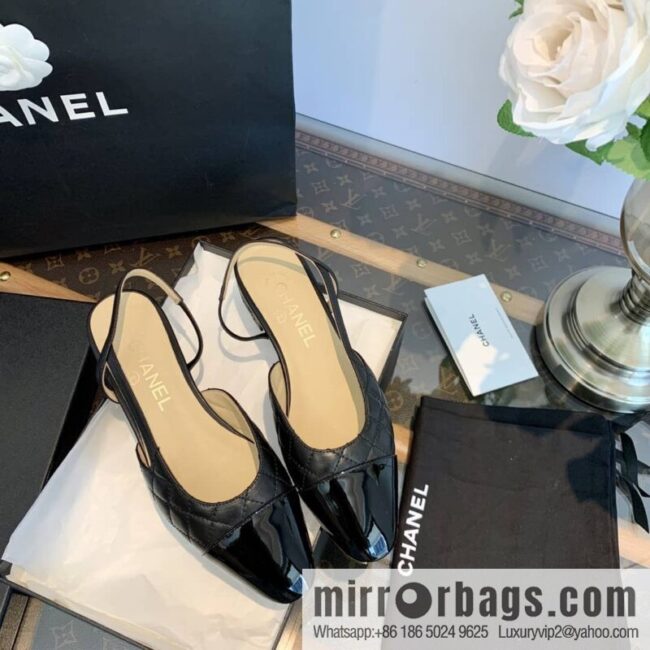 Chanel Xiaoxiang rhombus color matching thick-heeled sandals