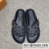 LV/Louis Vuitton features classic PVC men\'s sandals with black outsoles