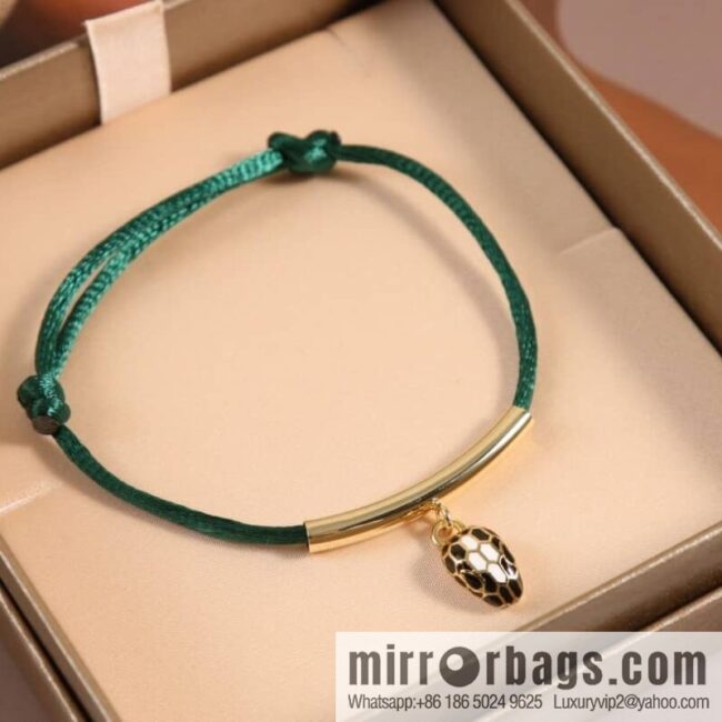 BVLGARI Bulgari SERPENTI FOREVER series snake head bracelet