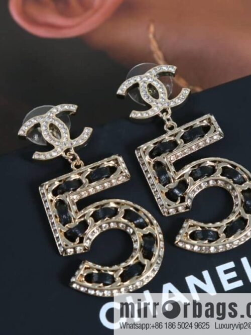 wsxc1678278429015_0-800x800dnqmkyxyfwi187589_20250708221855.jpg New ☑️ Chanel C2 double c5 character black leather rope stud earrings