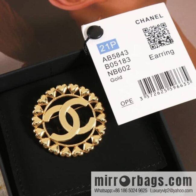 Code 1367425 new ☑️ Chanel gold round double c peach heart brooch