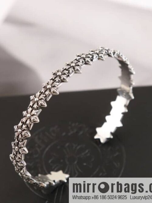 wsxc1678278453667_0-800x800dh01mjqrvoh187503_20250708221625.jpg Classic Explosion, Croxin Cross Snowflake Opening Bracelet Bracelet