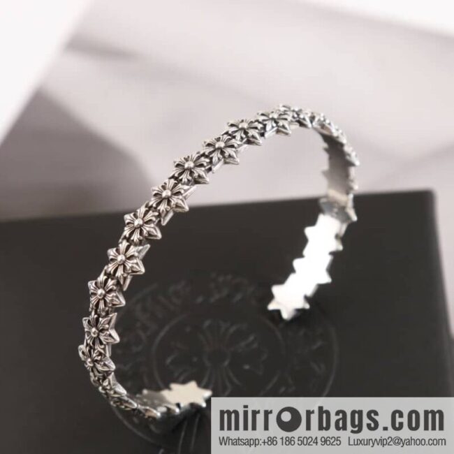 Classic Explosion, Croxin Cross Snowflake Opening Bracelet Bracelet