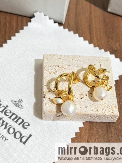 wsxc1678278461544_4-800x800aziywzqv4xs187457_20250708221508.jpg New ☑️ Vivienne Westwood gold Saturn pearl stud earrings