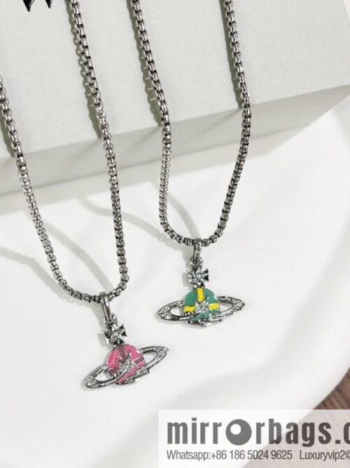 wsxc1678364994439_0-800x80054lnc4z4pnz187411_20250708221348.jpg New ☑️ Vivienne Westwood Queen Mother Saturn necklace