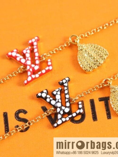 wsxc1678796761484_0-800x8003c5lyikwq44187127_20250708220534.jpg Louis Vuitton Louis Vuitton floral letter LV necklace