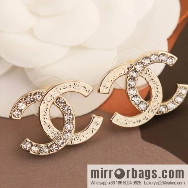 New ☑️ Chanel c1 double c half diamond stud earrings